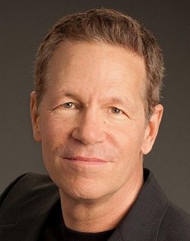 Russ Banham as Crockett