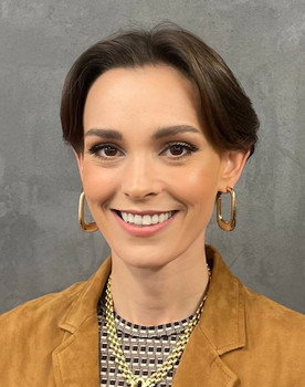 Celia Learmonth as Holly