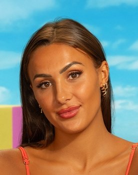 Solene Favreau as Self - Steward