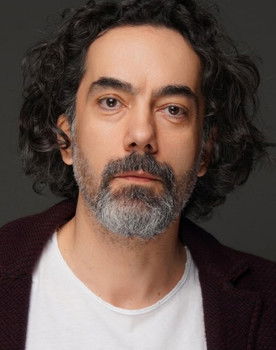 Tolga Çıklaçiftçi