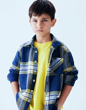 Yusuf Kaan Arpacık as Mehmet