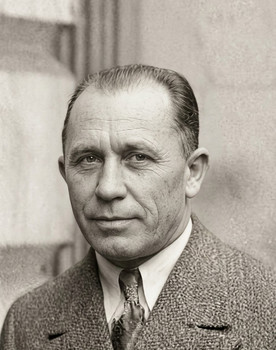 Charles Mack as as Amos Crow