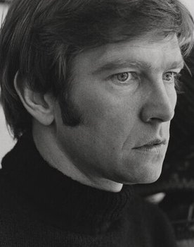 Tom Courtenay as Grandpa