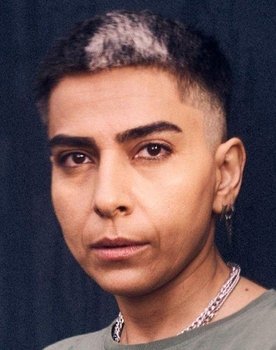 Mariam Afshari as Shiva