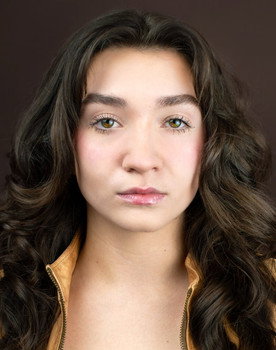 Laney Jess as Claire