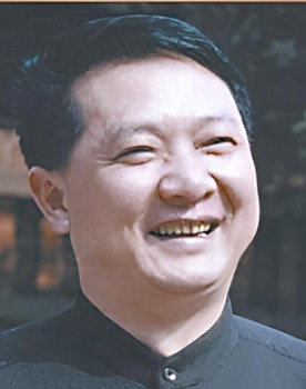 Zhou JinTang as 钱