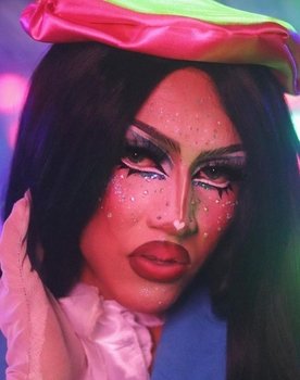 Chelsey D'lino as Self - Contestant