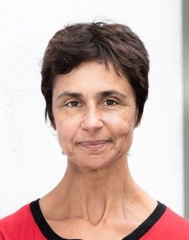 Muriel Bats as Sumaya Dewindt-Darraz