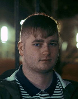 Magnus Ferguson as Bandit