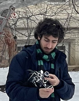 Mahda Purmehdi as The Man