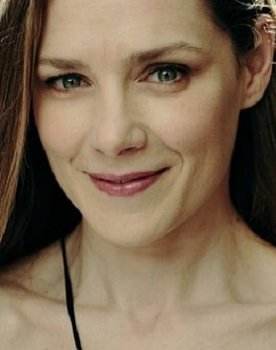 Fabrizia Sacchi as Serena