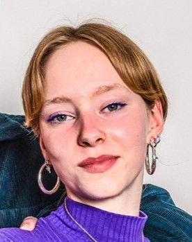 Billie Verbruggen as Paulien Vertongen