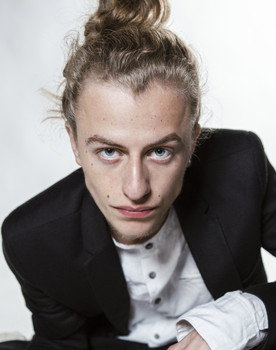Ludovico Girardello as Christian