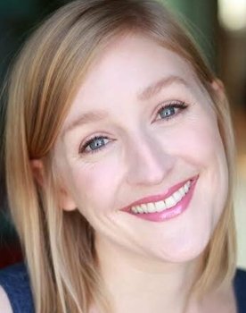 Carolyn McCandlish as Younger Lee Bouvier