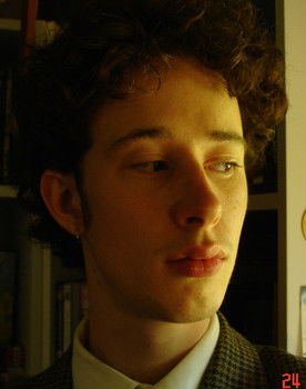 Ashley Foot as Casey