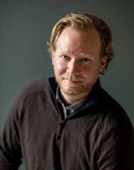 Alan Seawright as Male Cyran0 (voice)