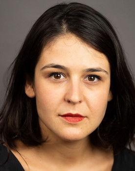 Joana Raio as Diana Cunha