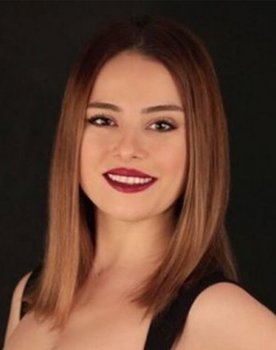 Seda Güven as Zeynep