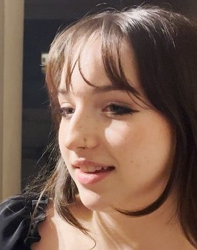 Bianka Drapińska as Mina Murray