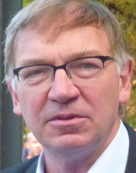 Stephan Balkenhol as Self