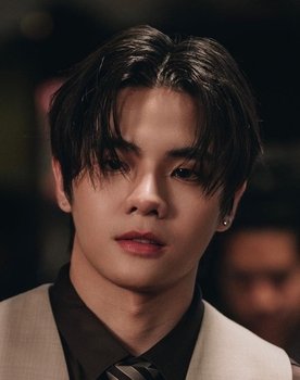 Top Piyawat Phongkanittanon