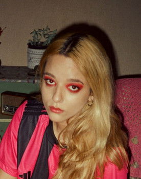 Marya Bittencourt as Malu