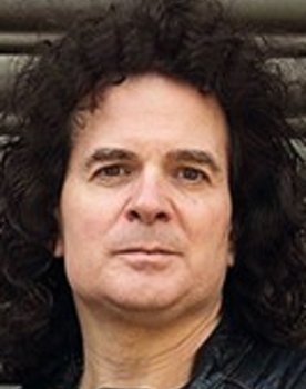 Vinnie Moore as Self