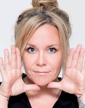 Linda Petersen as Linda P.