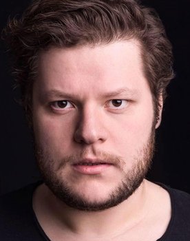 Burak Acar as Melih