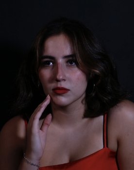 Laia Pérez as 