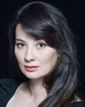 Yeşim Uludağ as Sevda