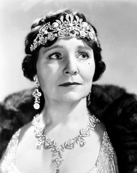 Margaret Dumont as Martha Arlington