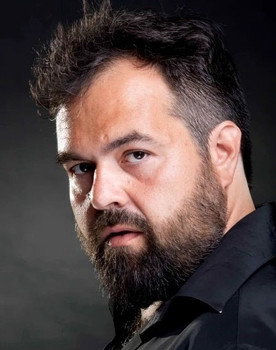 Mark Ullod as Guerxo