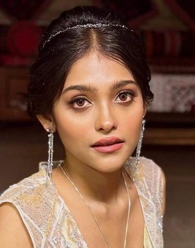 Anusha Viswanathan as Tiya