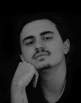 Flavio Mignone as Vampire (Voice)