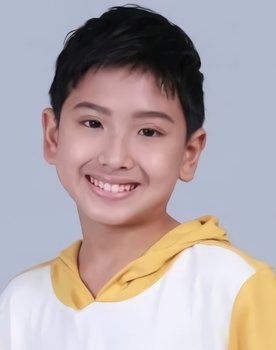 Kamonlapat Dokmonta as Ayi