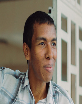 Moisés Moreno as Malicia