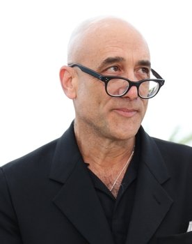 Bruce Wagner as Schuyler