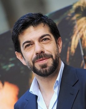 Pierfrancesco Favino Photo