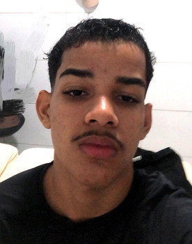 Davi Soares as The Client