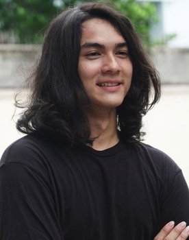 Charlie Trairat as Mek