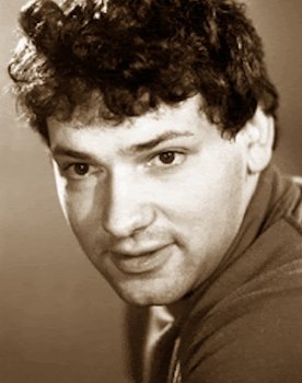 Anatoliy Podshivalov as 