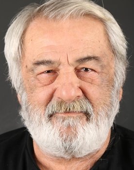 Kara Murat: Devler Savaşıyor