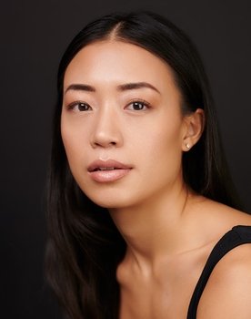 Lisa Kimberley as Holly's Assistant