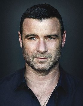 Liev Schreiber as Self - Narrator