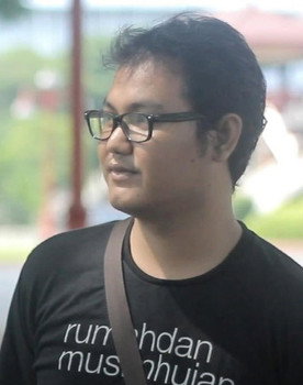 Bambang Kriswanto as Pak Tani