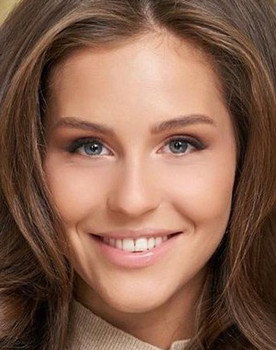 Леонела Мантурова