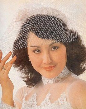 Pauline Yin as Peach Boy's mother