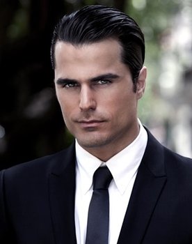 Ignacio Casano as Sebastián De Acosta