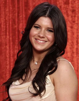 Lillia Turner as Lily Slater